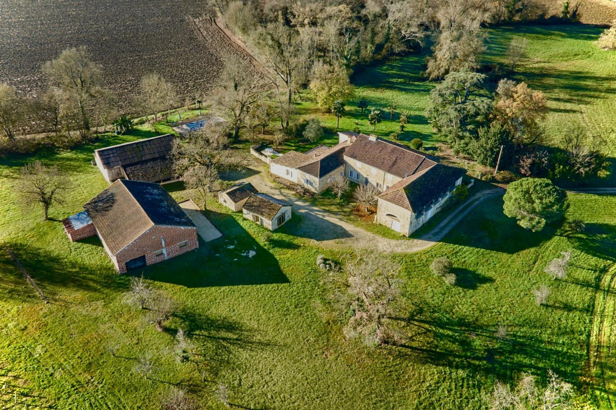 Chambres D'Hotes De Charme Avec Piscine - Le Clos Boissiere Valence-sur-Baïse Exteriér fotografie